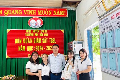 ĐÓN ĐOÀN KIỂM TRA GIÁM SÁT HỖ TRỢ KỸ THUẬT TRIỂN KHAI TIÊM CHỦNG TẠI TRƯỜNG MẦM NON HOA MAI
